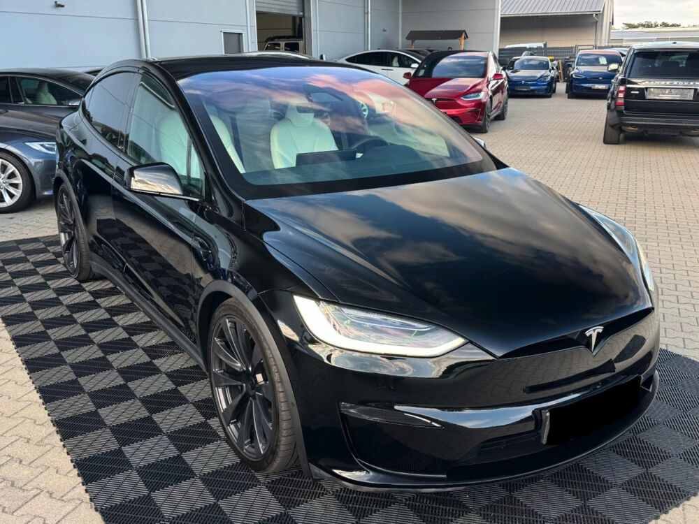 Model X MODEL X 100 kWh Tri-Motor Plaid 2024 occasion 85600 Montaigu