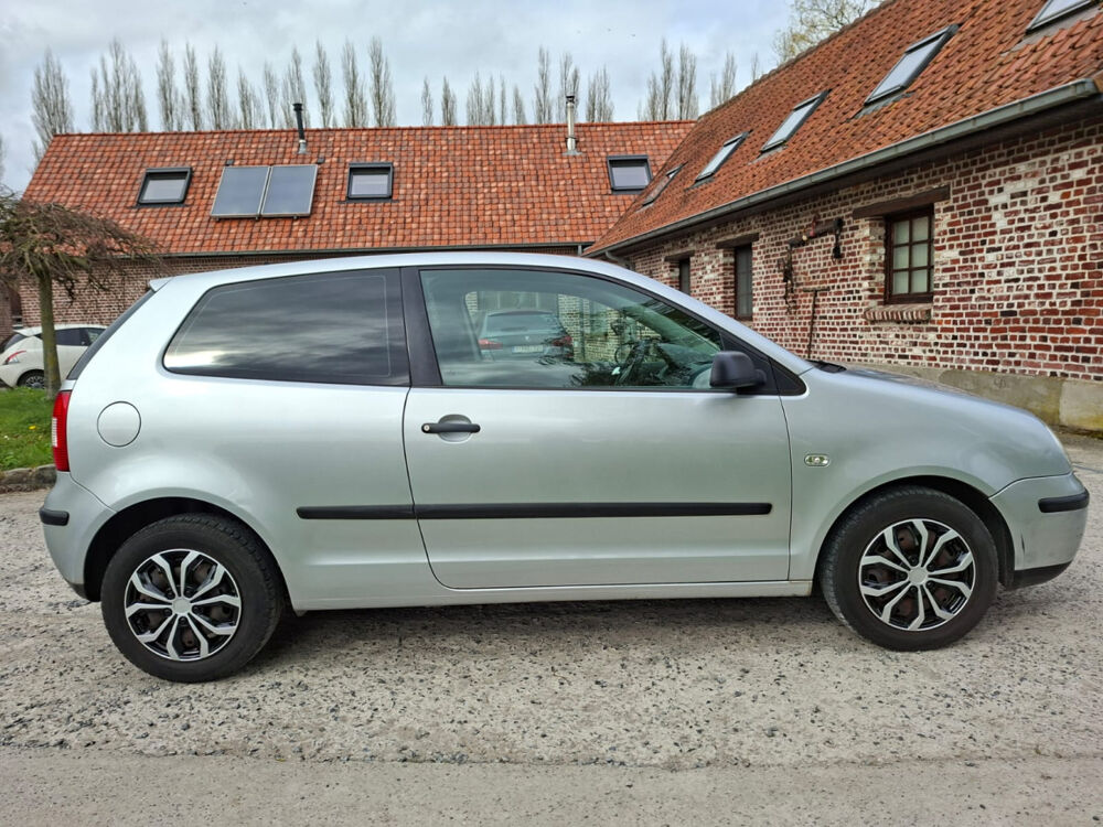 Polo 1.4 16V - 75ch CLIM/BLTH/DISTRIBNEUVE/PNSNEUFS/GAR6M 2001 occasion 59280 Armenti&egrave;res