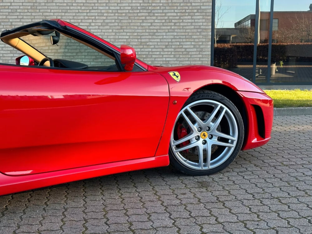 F430 Spider V8 F1 2007 occasion 85600 Montaigu