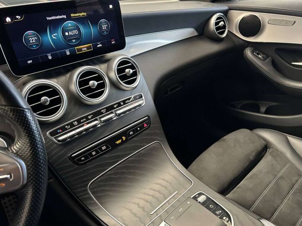 Classe GLC 300 de 9G-Tronic 4Matic AMG Line NightPack TOITPANO/CAM//CAR 2023 occasion 59280 Armenti&egrave;res