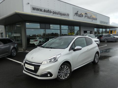 Peugeot 208 1.2 PureTech 82ch BVM5 Allure 2017 occasion Merlevenez 56700