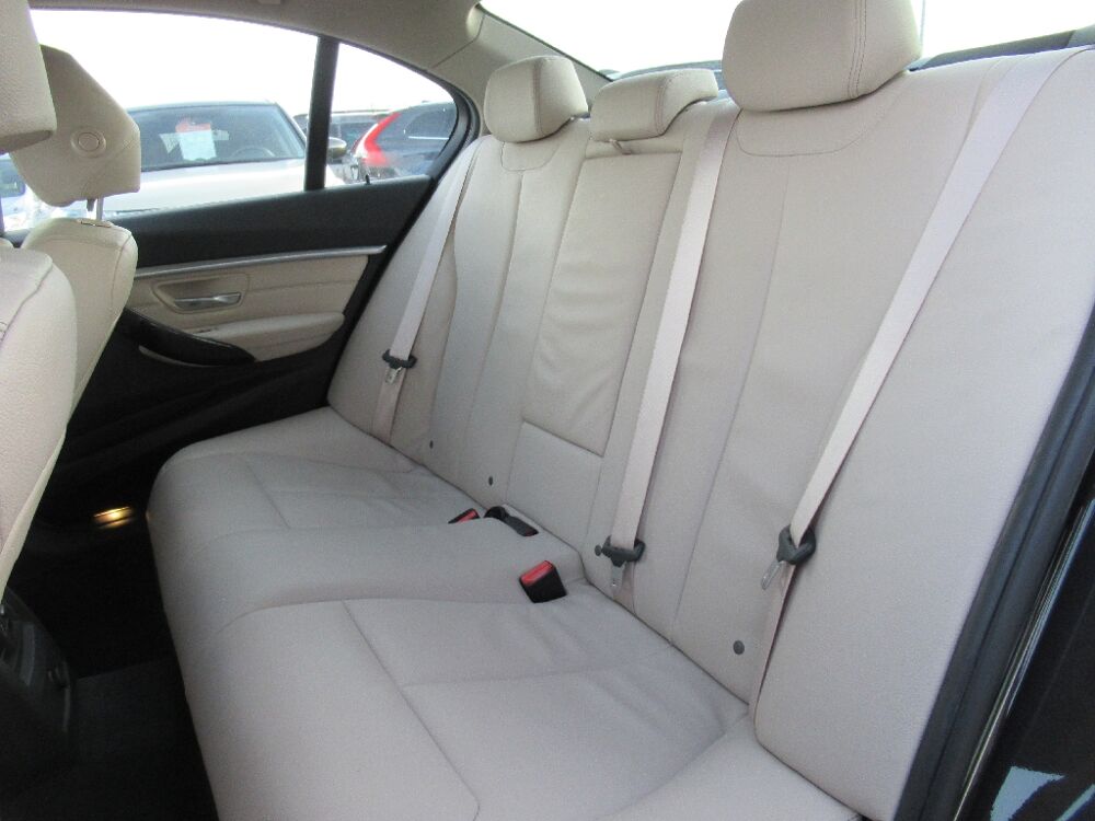 S&eacute;rie 3 318d 150 ch Luxury 2016 occasion 10410 Saint-Parres-aux-Tertres