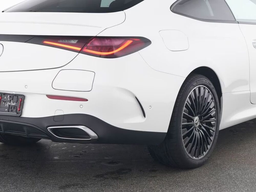 CLE Coup&eacute; 300 9G-Tronic 4MATIC AMG Line 2025 occasion 85600 Montaigu