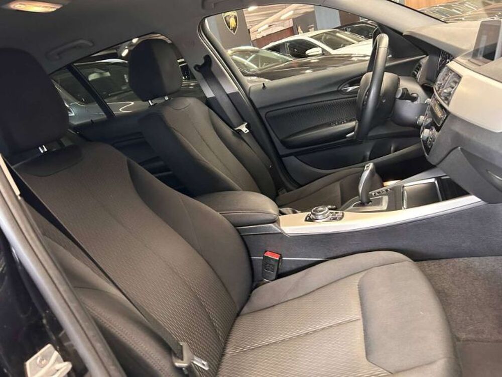 S&eacute;rie 1 118i 136ch Auto. SIEGCHAUF/REGVIT/PARKSENSOR/GPS/JA/GAR12MOI 2018 occasion 59280 Armenti&egrave;res