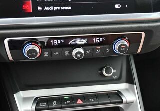 Q3 45 TFSIe 245ch Auto. CUIR/CAM/REGVIT/CARPLAY/PARKSENSOR/1MAI 2021 occasion 59280 Armenti&egrave;res