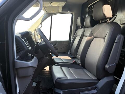 Crafter VAN 35 L3H3 2.0 TDI 140CV BUSINESS 2024 occasion 56700 Merlevenez