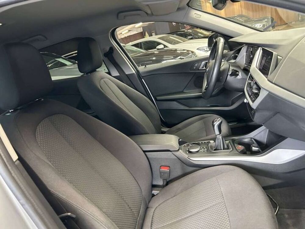 S&eacute;rie 1 116d 116ch CARPLAY/REGVIT/PARKSENSOR/GPS/JA/GAR12MOIS 2020 occasion 59280 Armenti&egrave;res