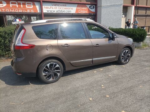 Grand Sc&eacute;nic III Grand Sc&eacute;nic dCi 130 Energy FAP eco2 Bose Edition 7 pl 2014 occasion 40990 Saint-Paul-l&egrave;s-Dax