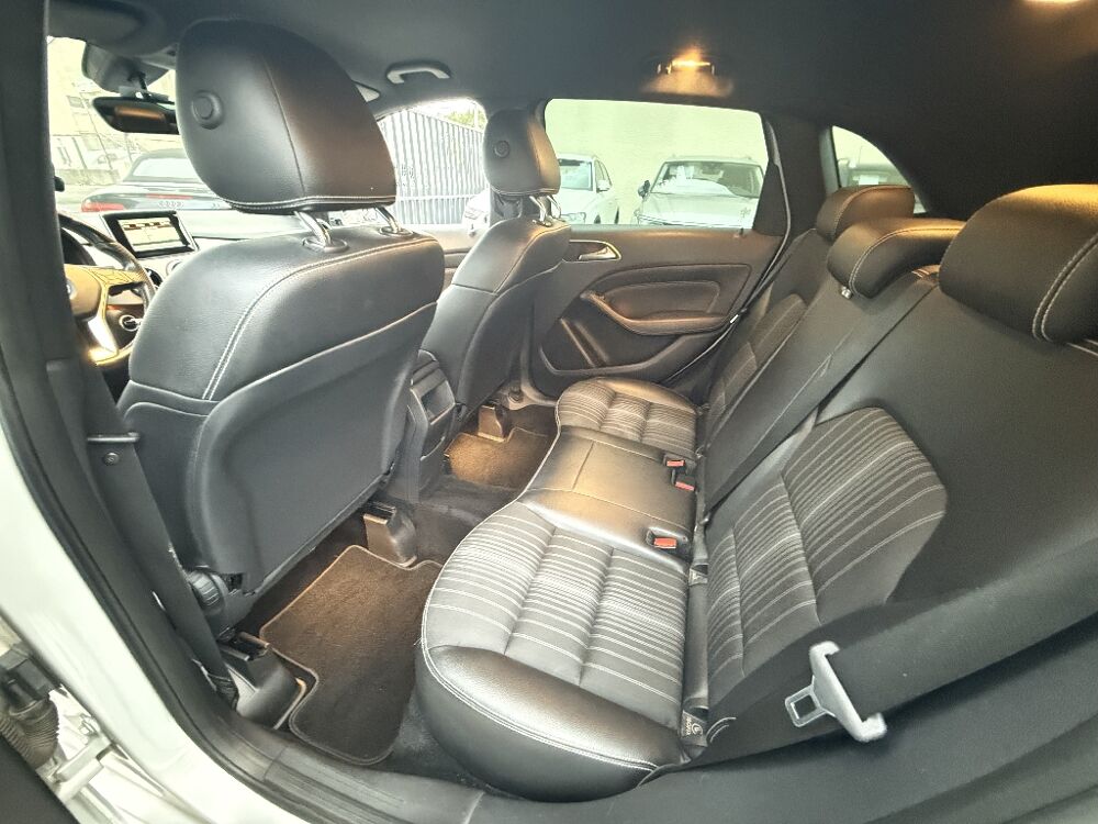 Classe B 200 CDI BlueEFFICIENCY Sport 7-G DCT A 2014 occasion 30000 N&icirc;mes