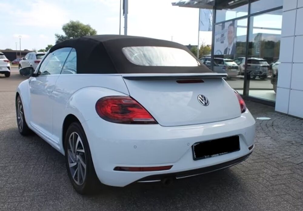 COCCINELLE II Coccinelle Cabriolet 1.2 TSI 105 Design 2018 occasion 85600 Montaigu
