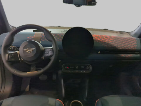 MINI COUPE MINI COOPER Aceman E 184 ch Favoured 2025 occasion 85600 Montaigu