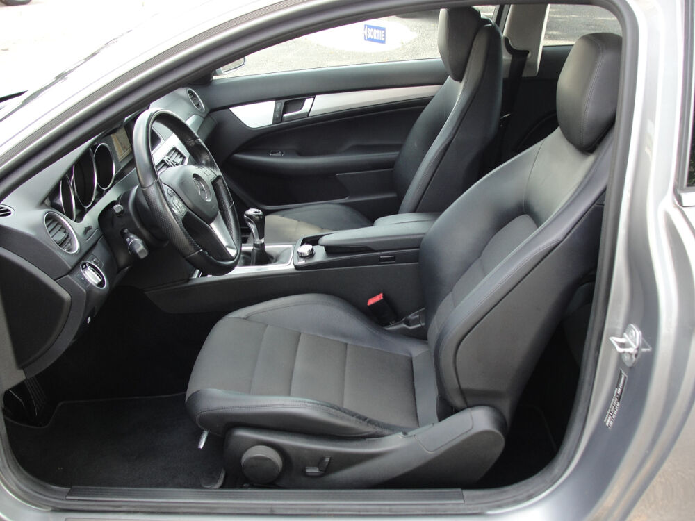 Classe C Coup&eacute; 220 CDI 170cv BlueEfficiency 2012 occasion 30620 Bernis