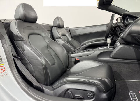 R8 Spyder V8 4.2 FSI 430 Quattro R-Tronic 2011 occasion 85600 Montaigu