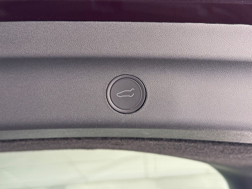 Model Y MODEL Y Grande Autonomie Dual Motor AWD 2024 occasion 85600 Montaigu