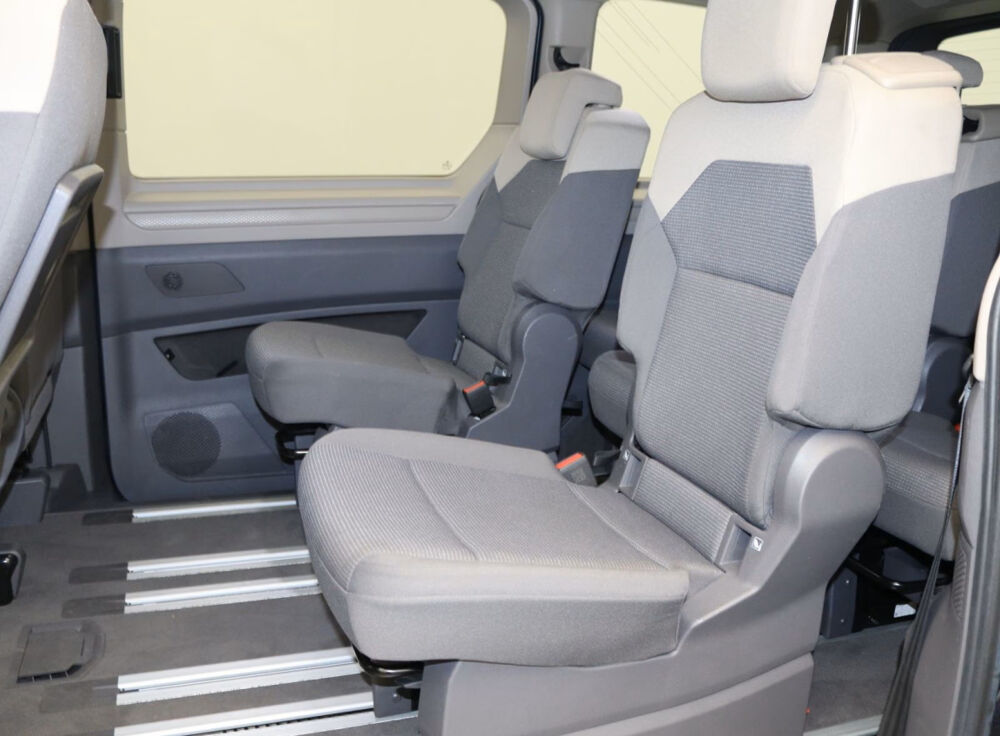 MULTIVAN Multivan 1.4 eHybrid 218 DSG6 kurz 2022 occasion 85600 Montaigu