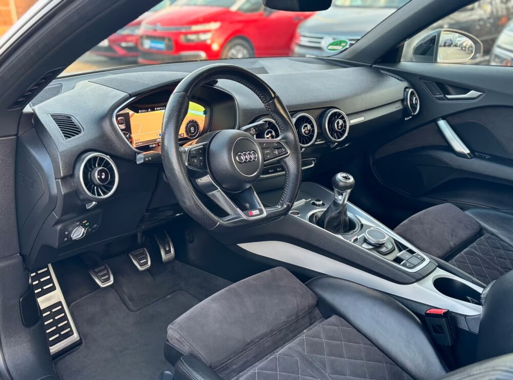 TT Roadster 2.0 TDI 184 S line 2016 occasion 85600 Montaigu
