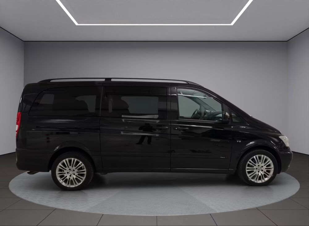 Viano V6 3.0 CDI Long Ambiente &eacute;dition 2011 occasion 85600 Montaigu