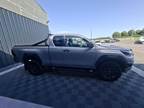 Hilux HILUX X-TRA CAB 4WD 2.4L 150 D-4D BVA INVINCIBLE 2022 occasion 56700 Merlevenez