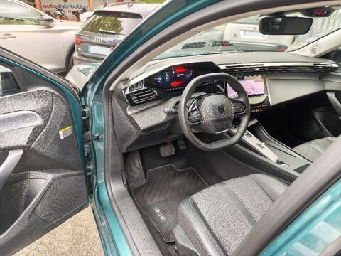 308 SW PureTech 130ch S et S EAT8 Allure 2023 occasion 30000 N&icirc;mes