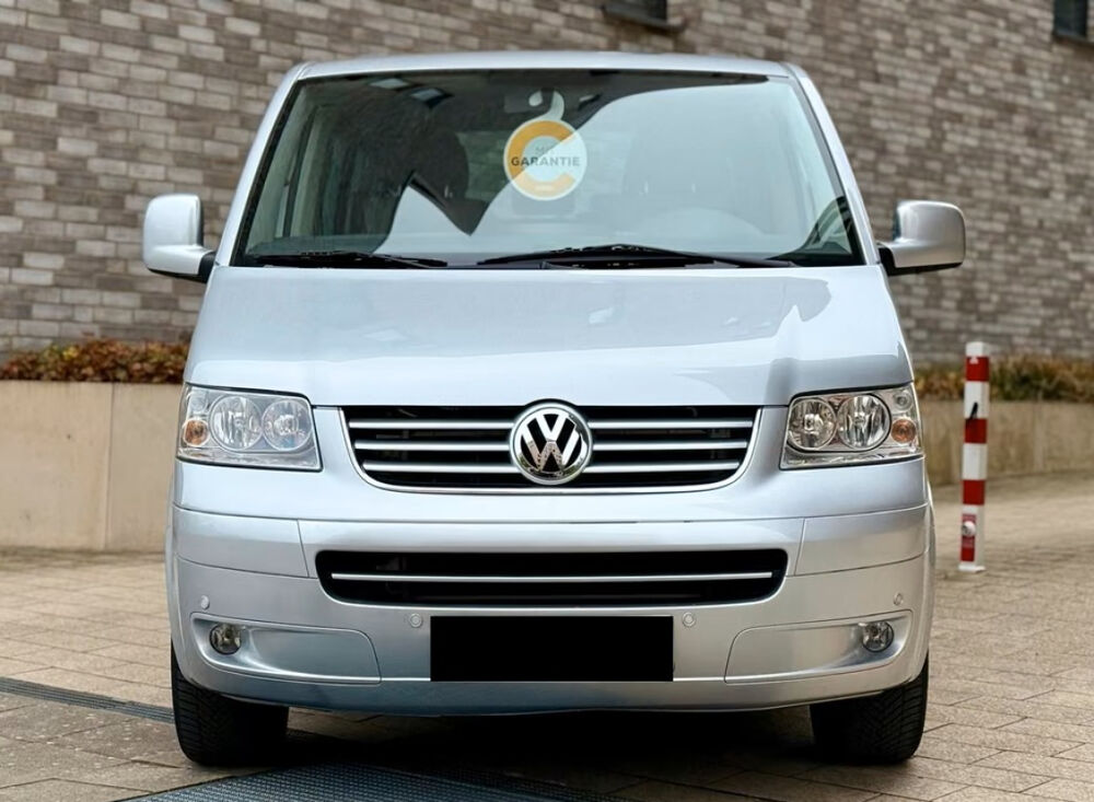 MULTIVAN Multivan 2.5 TDI 130 United Tiptronic 2009 occasion 85600 Montaigu