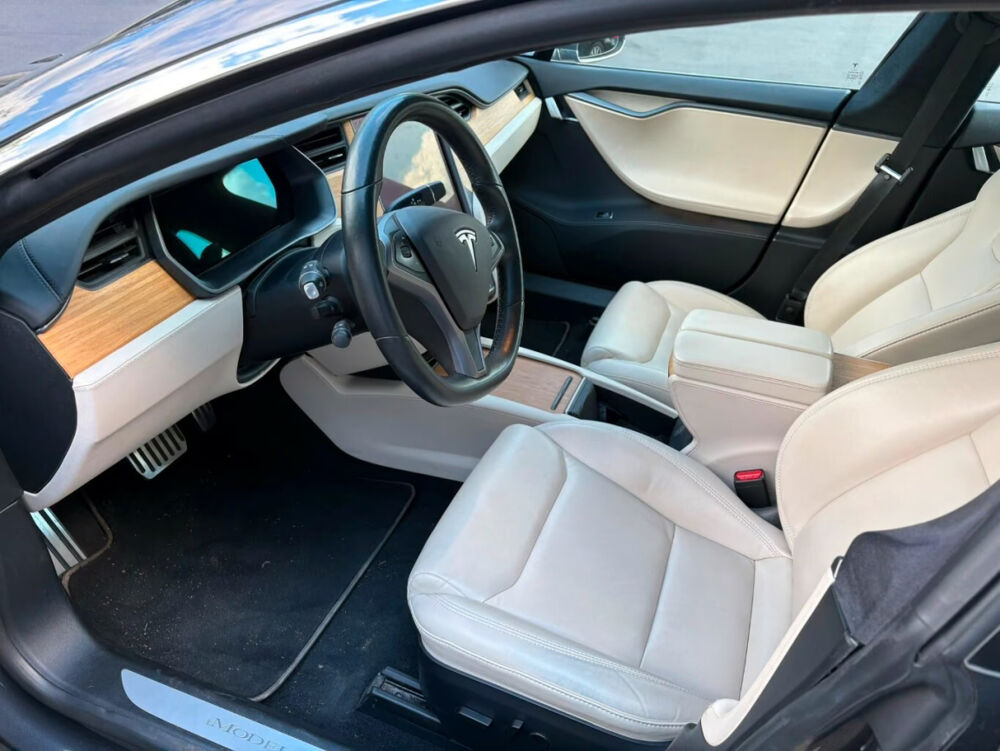 Model S MODEL S 100 kWh Dual Motor Long Range AWD Plus 2020 occasion 85600 Montaigu