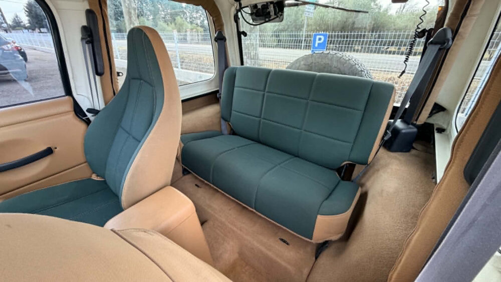 Wrangler 4.0L 177CV Edition Sahara 1998 occasion 30620 Bernis