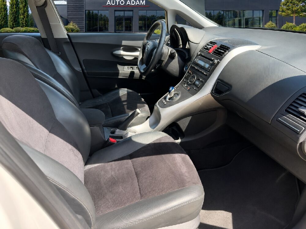 Auris HSD 136h EXECUTIVE 2010 occasion 95200 Sarcelles
