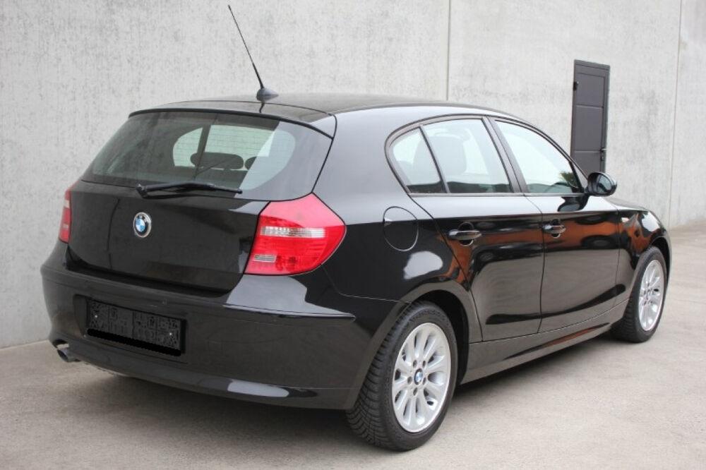 S&eacute;rie 1 116i 122ch SIEGCHAUF/REGVIT/PARKSENSOR/JA/GAR12MOIS 2009 occasion 59280 Armenti&egrave;res