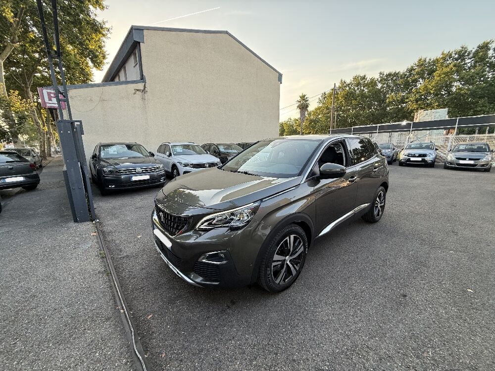 3008 1.2 Puretech 130ch EAT6 Allure 2018 occasion 30000 N&icirc;mes