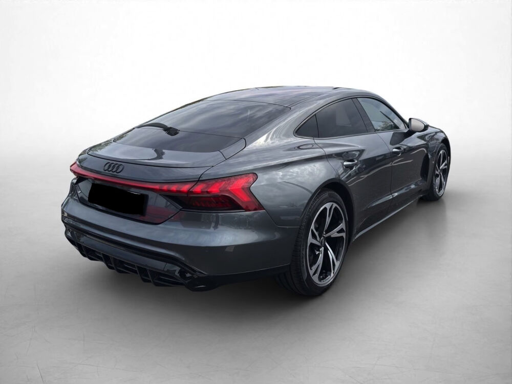 E-TRON e-tron GT 476 ch quattro e-tron 2023 occasion 85600 Montaigu