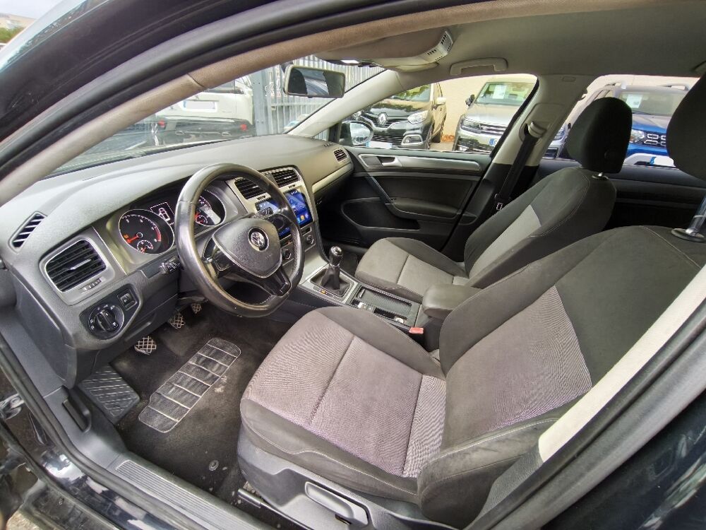 Golf 1.6 TDI 105 BlueMotion Confortline 2013 occasion 30000 N&icirc;mes