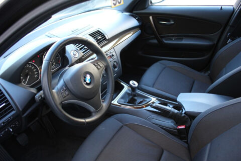 S&eacute;rie 1 116i 2.0 122ch 5 portes PARKSENSOR/ATTACHREM/JA/GAR12MOIS 2011 occasion 59280 Armenti&egrave;res