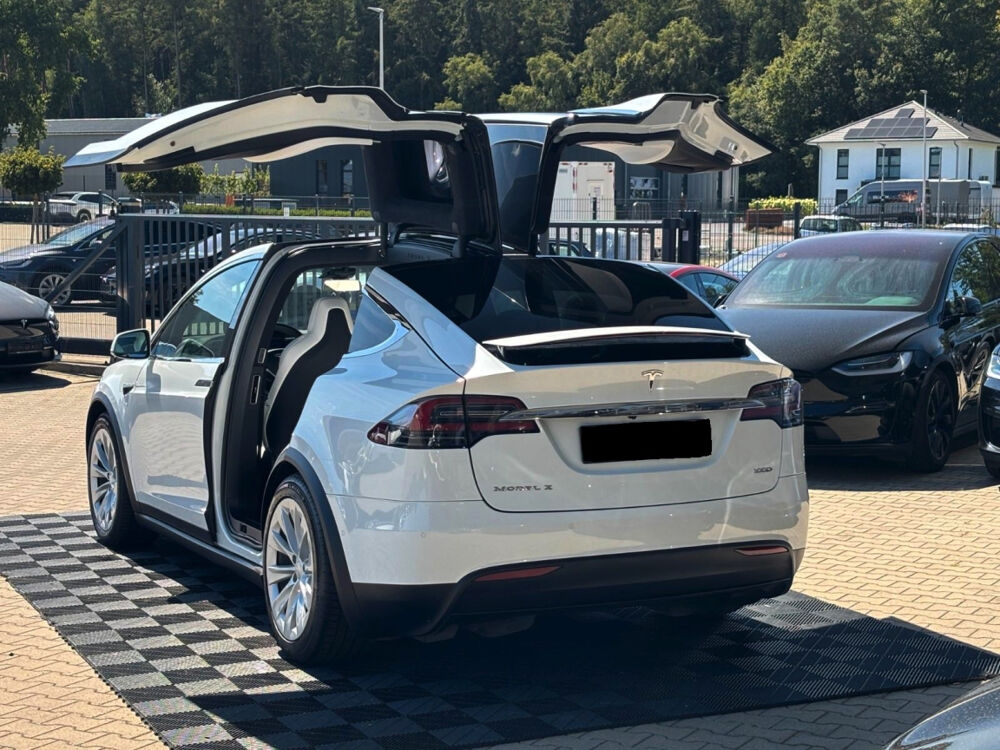 Model X MODEL X 100D - Dual Motor 2018 occasion 85600 Montaigu