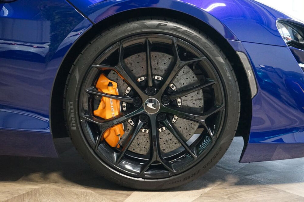 Artura McLaren V6 3.0 680ch 2023 occasion 85600 Montaigu