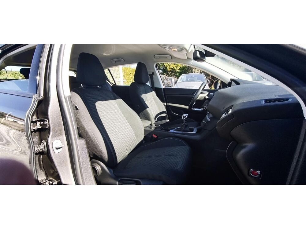 308 1.2 PureTech 110cv Active GPS 2018 occasion 30320 Marguerittes