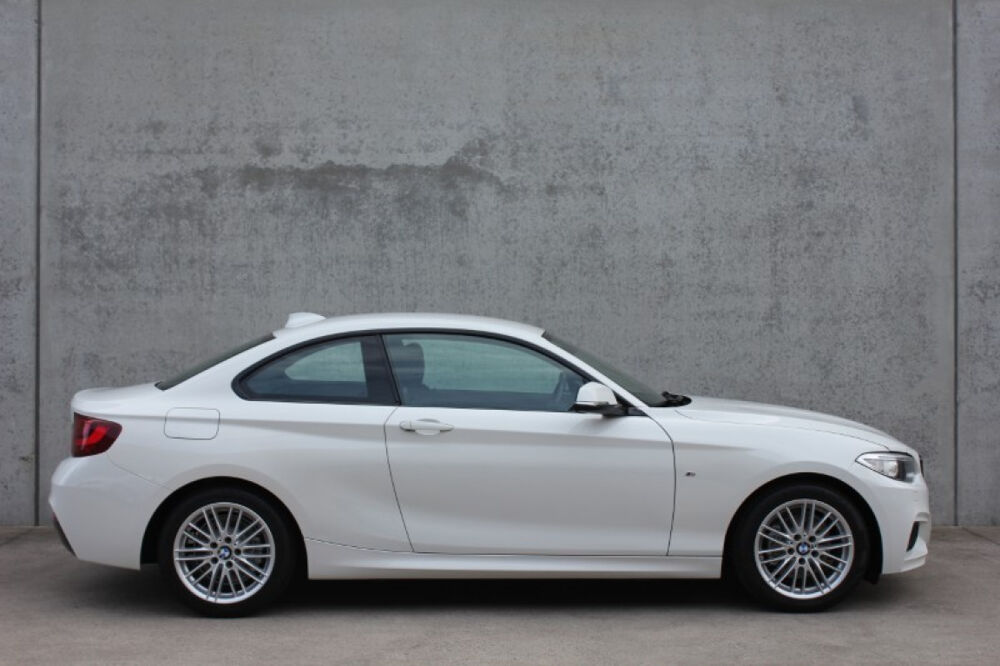 Serie 2 218i 136ch M Sport CUIRCHAUF/REGVIT/PARKSENSOR/GPS/XENON/GAR 2017 occasion 59280 Armenti&egrave;res