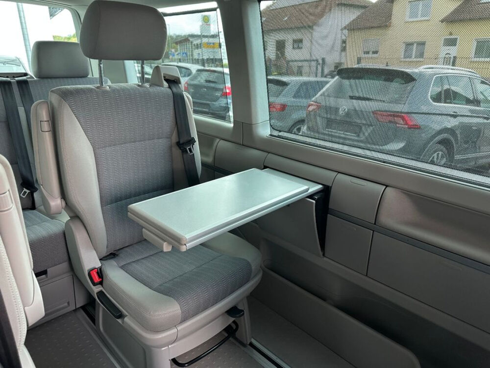 MULTIVAN Multivan 2.0 TDI 150 DSG7 2016 occasion 85600 Montaigu