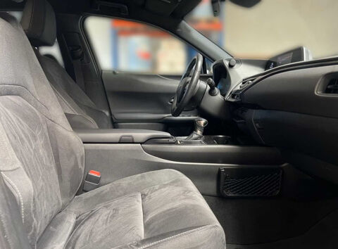 UX 250h 2WD Style Edition 2020 occasion 85600 Montaigu