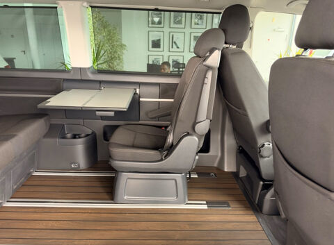 MULTIVAN Multivan 2.0 TDI 150 DSG7 2017 occasion 85600 Montaigu