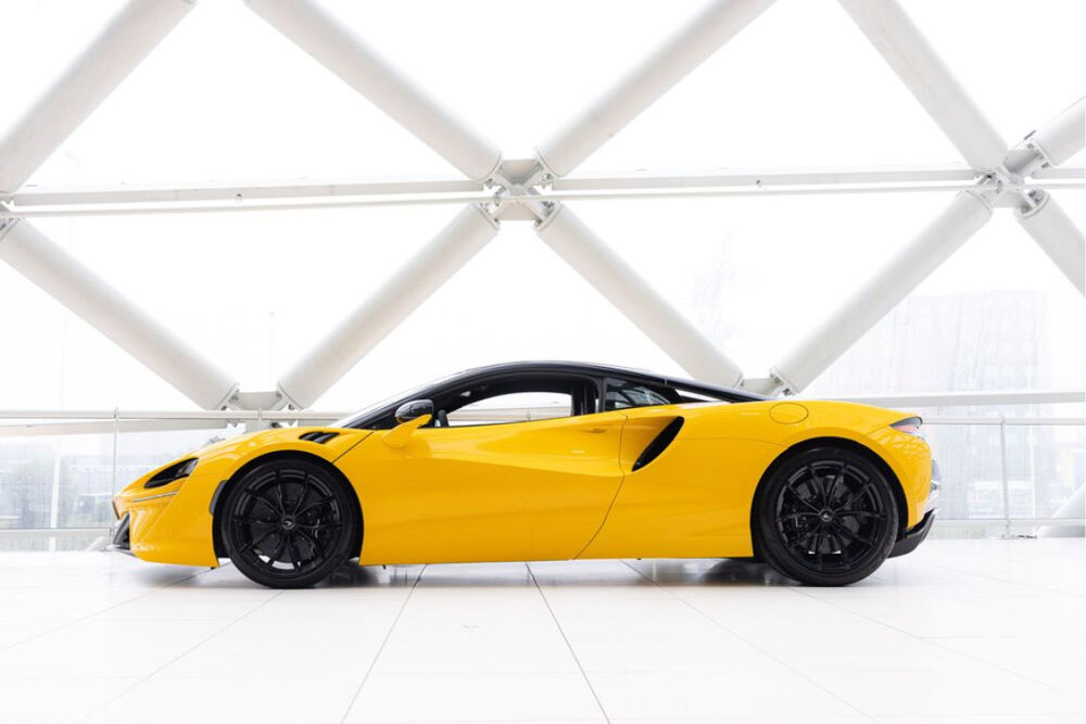 Artura McLaren V6 3.0 680ch 2023 occasion 85600 Montaigu