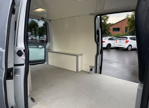 Transporter TRANSPORTER 2.0 TDI 102 long 2016 occasion 85600 Montaigu