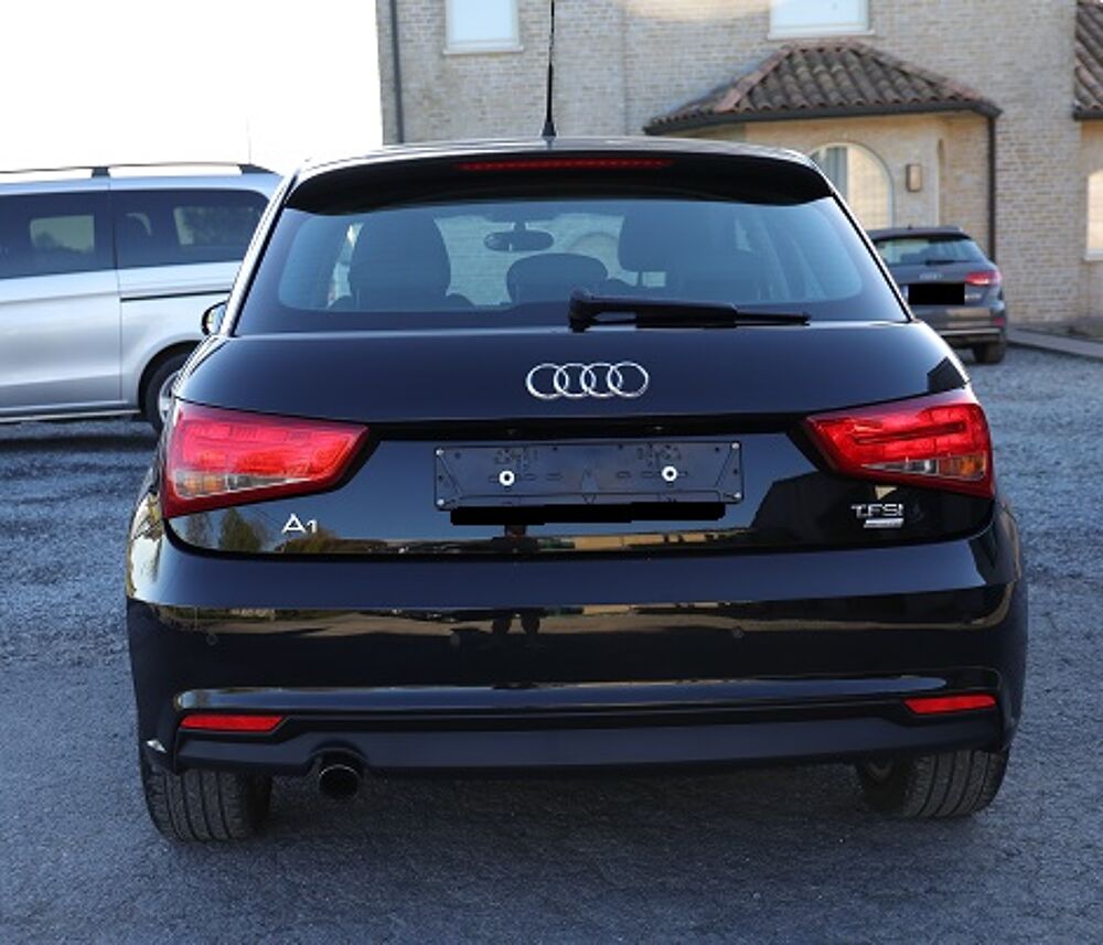 A1 1.0 TFSI 95ch SEMICUIRCHAUF/PARKSENSOR/GPS/JA/GAR12MOIS 2017 occasion 59280 Armenti&egrave;res