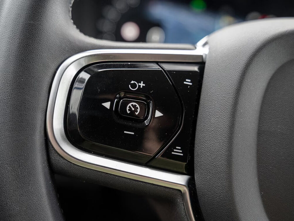 XC90 Recharge T8 AWD 310+145 ch Geartronic 8 7pl Ultimate St 2023 occasion 85600 Montaigu