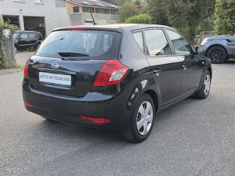 Ceed 1.4L 90 Euro 5 Style 2011 occasion 38190 BERNIN