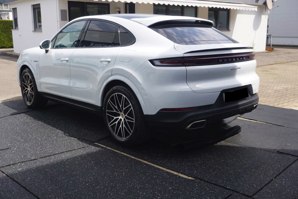 Cayenne Coupe E-Hybrid 3.0 V6 470 ch 2025 occasion 85600 Montaigu