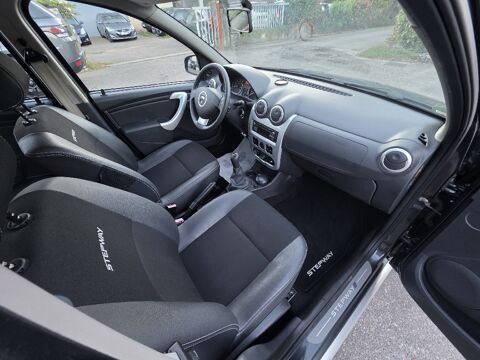 Sandero 1.6 16V 105 Bioethanol Stepway 2012 occasion 38190 BERNIN