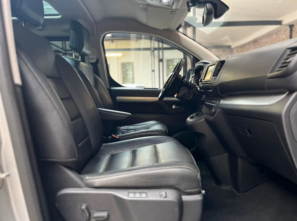 Traveller Standard 2.0 HDi 180ch EAT6 Allure 2016 occasion 85600 Montaigu