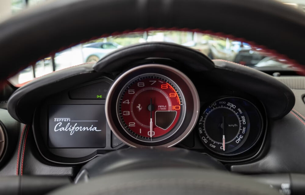 California V8 4.3 460ch 2011 occasion 85600 Montaigu
