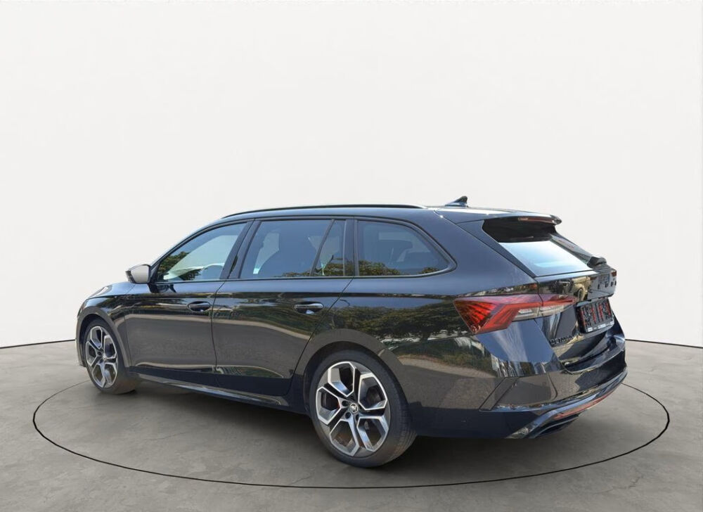 Octavia Combi 2.0 TDI 200 ch DSG7 RS 2022 occasion 85600 Montaigu