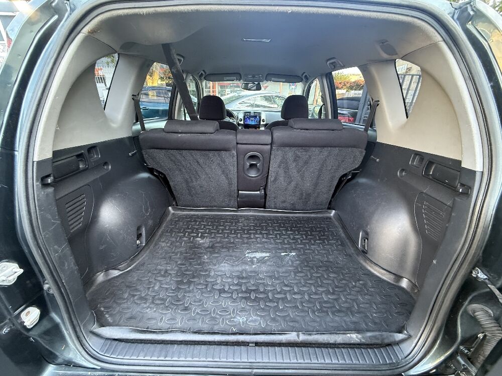 RAV 4 RAV4 D-4D136 2006 occasion 30000 N&icirc;mes
